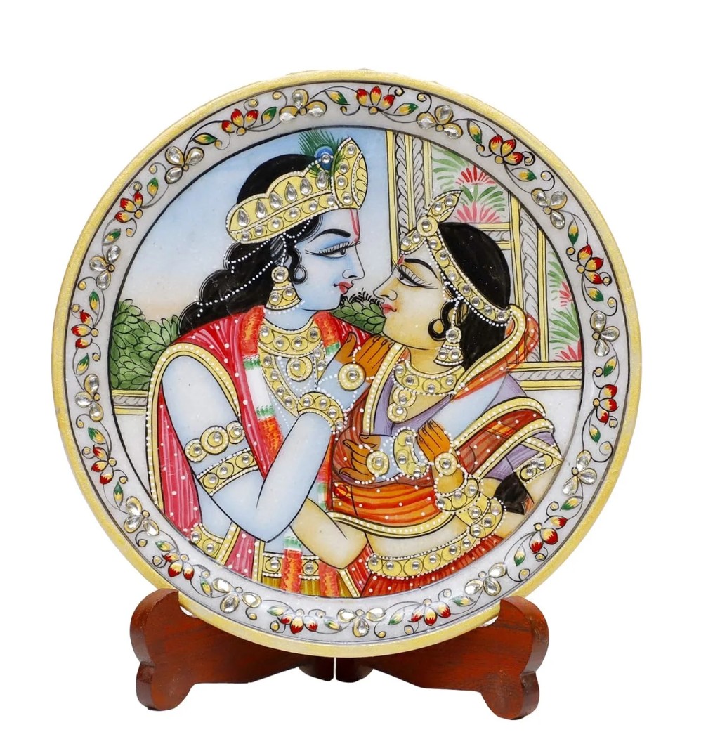 Krishna_Plate_Stand_1